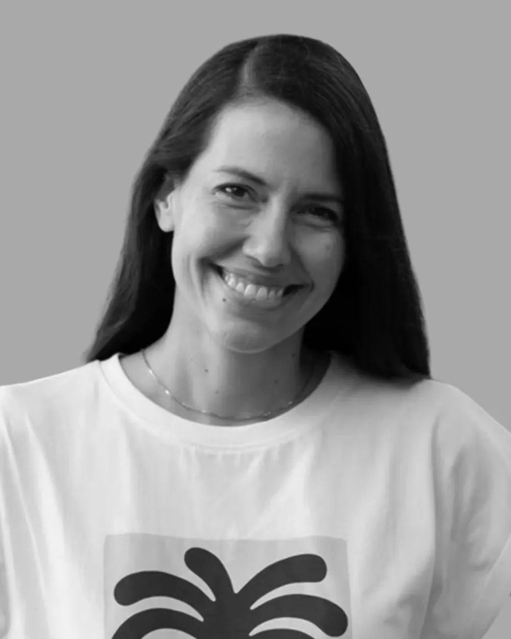 Anna Mahlodji, Porträt in Schwarz-Weiß